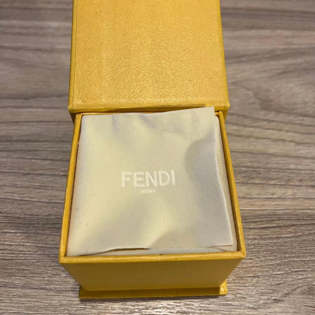 FENDI FFモチーフピアス FFロゴ　シングル　片耳　ゴールド