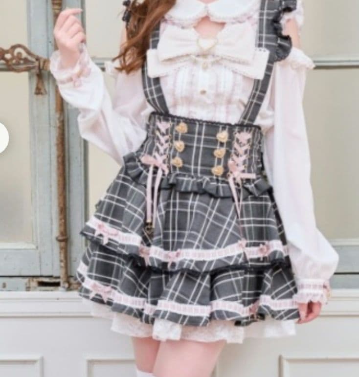 LIZLISA　完売品　スカート　グレー　ピンク　未着用