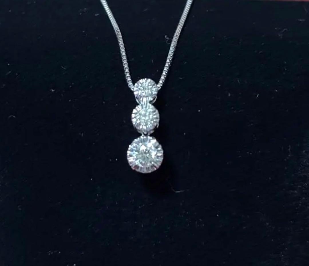 QVC 18KWG ダイヤモンド　3ストーンペンダントトップ