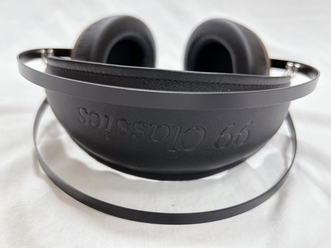 美品　M99C-WS　MEZE 99 Classics Walnut シルバー