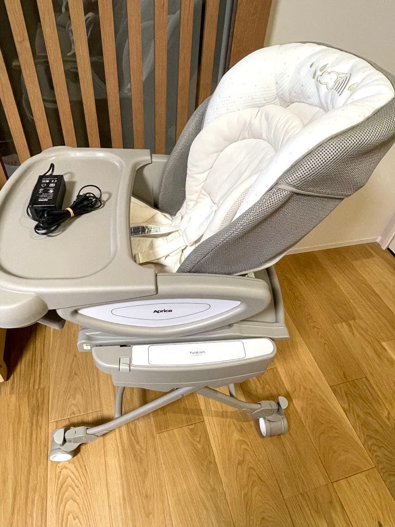 Aprica アップリカ ハイローチェア ユラリズム オート 電動