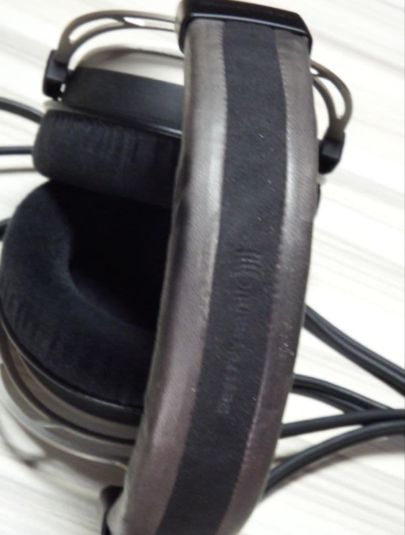 ヘッドホン beyerdynamic T1 1st