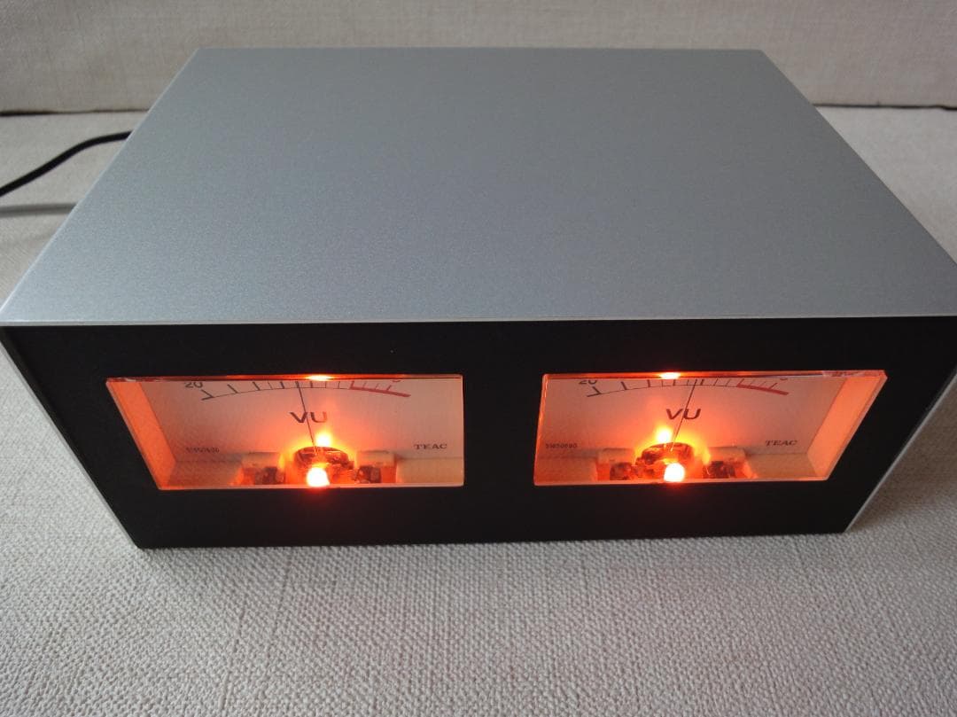 自作ステレオVUメーター192号機（TEACワイドタイプ大型）