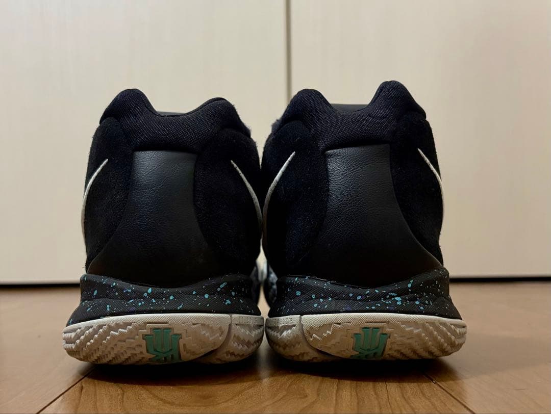 NIKE カイリー4 27.5cm
