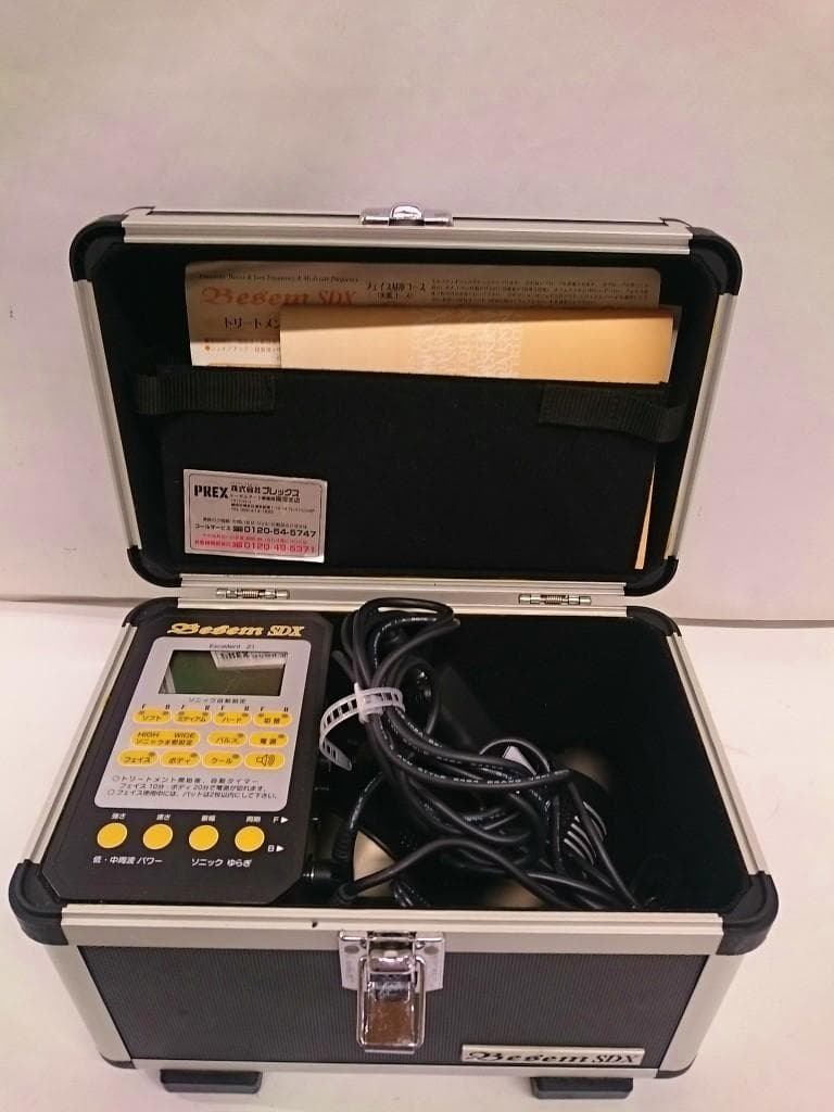 Besem ベセムSDX 超音波 美容器 低周波 中周波　キャビテーション