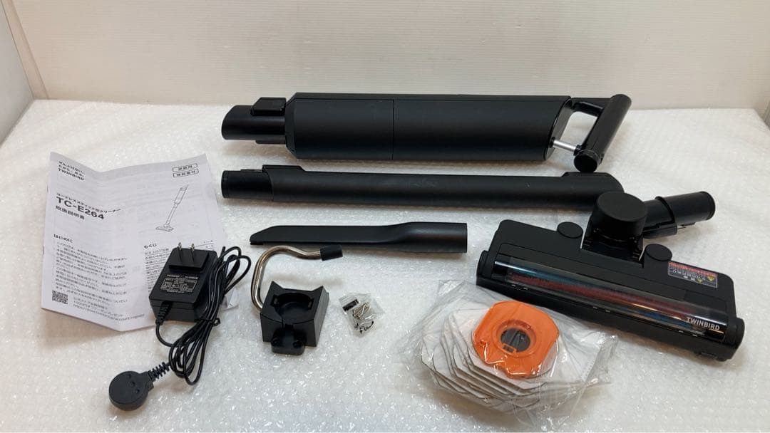 ツインバード　コードレススティッククリーナー　TC-E264