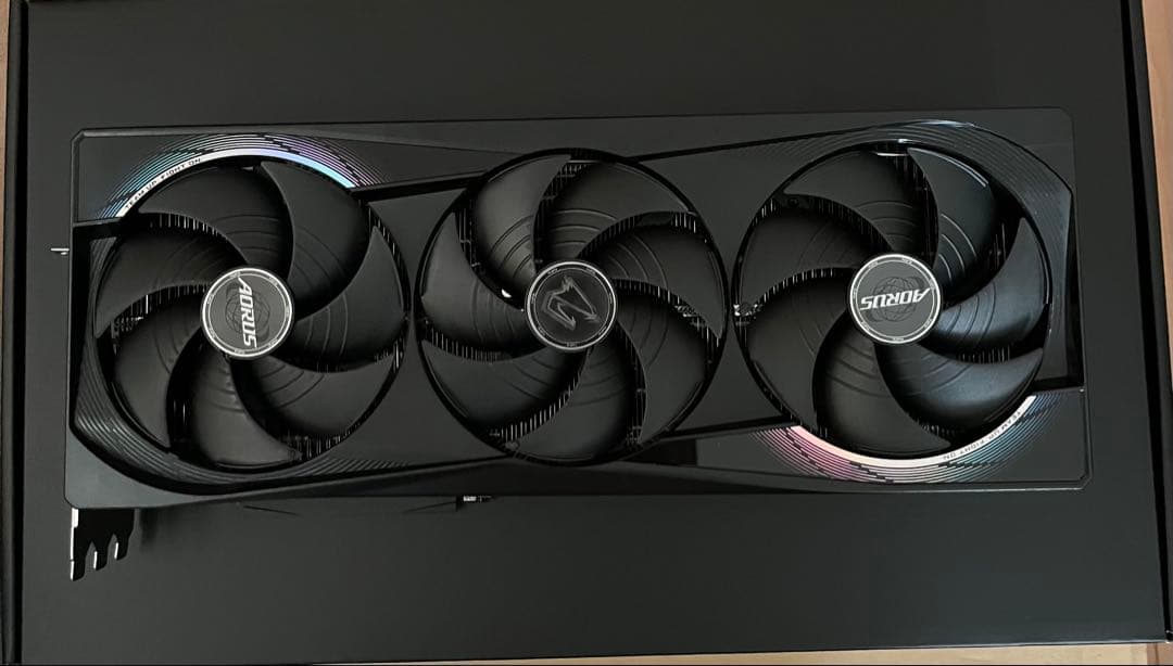 グラフィックボード・グラボ・ビデオカード GIGABYTE GeForce RTX 5070 Ti 16GB AORUS