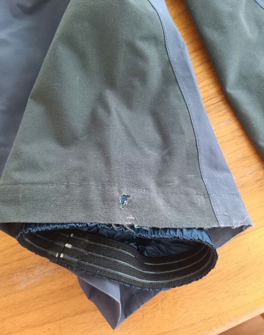 mont-bell子ども用スキーウェア上下セット150サイズ