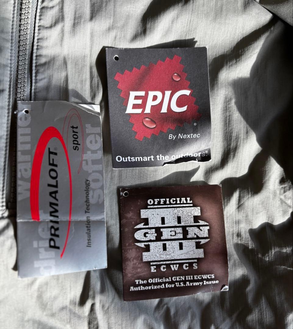 【極美品】ワイルドシングス 米軍実物 ecwcs level7 L-R EPIC