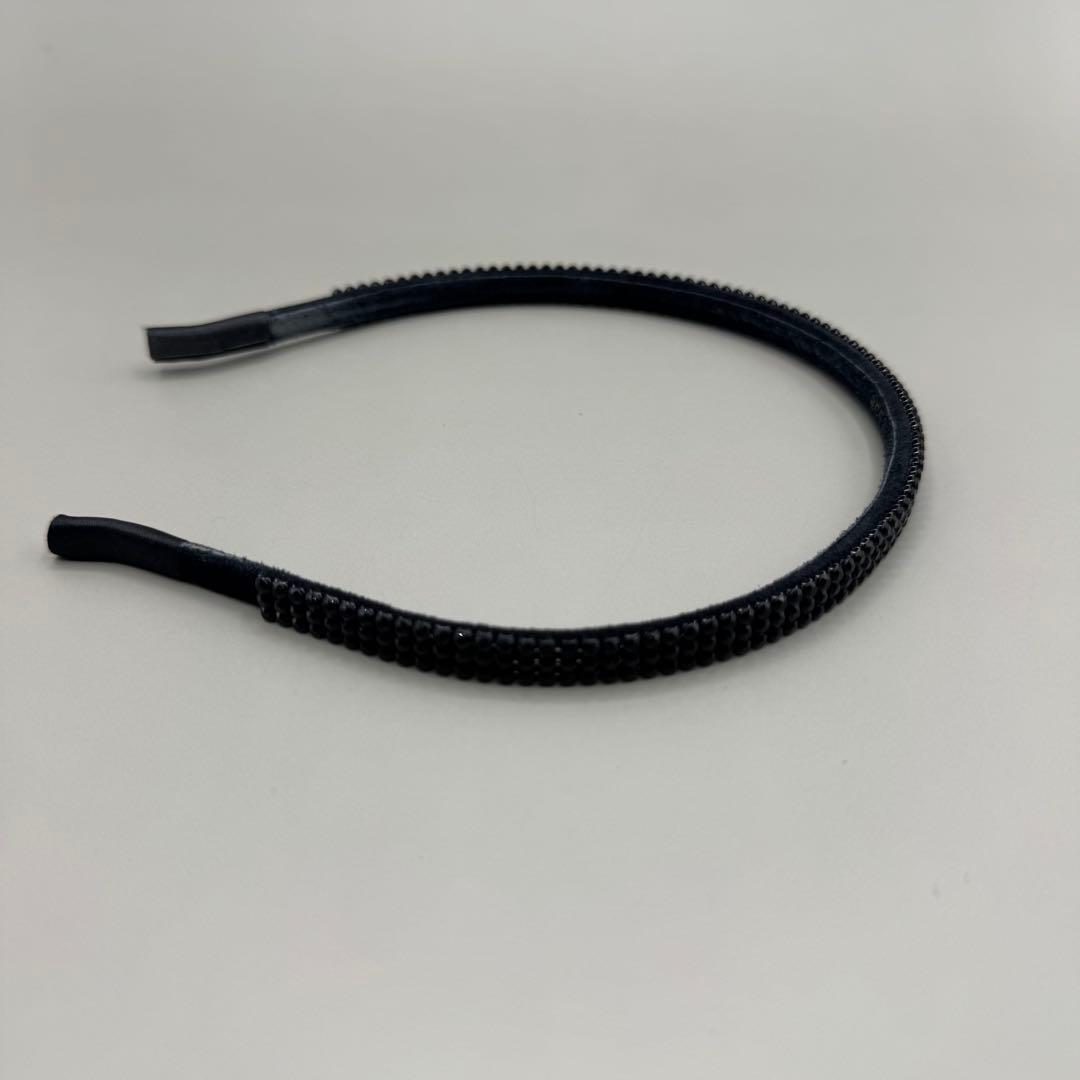 美品　アッカ　カチューシャ　3連　スワロフスキー　黒