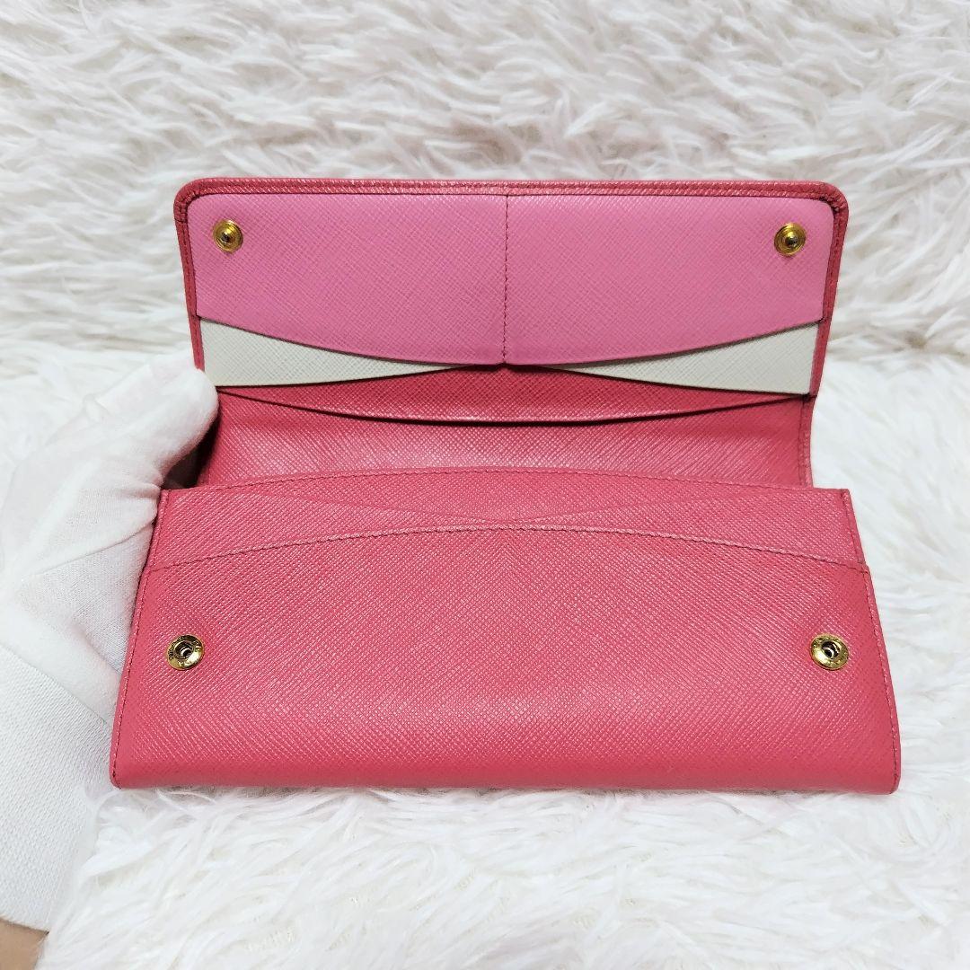 レア美品✨プラダ◇パスケース付きマルチカラーフラップ長財布　ゴールド金具ピンク系