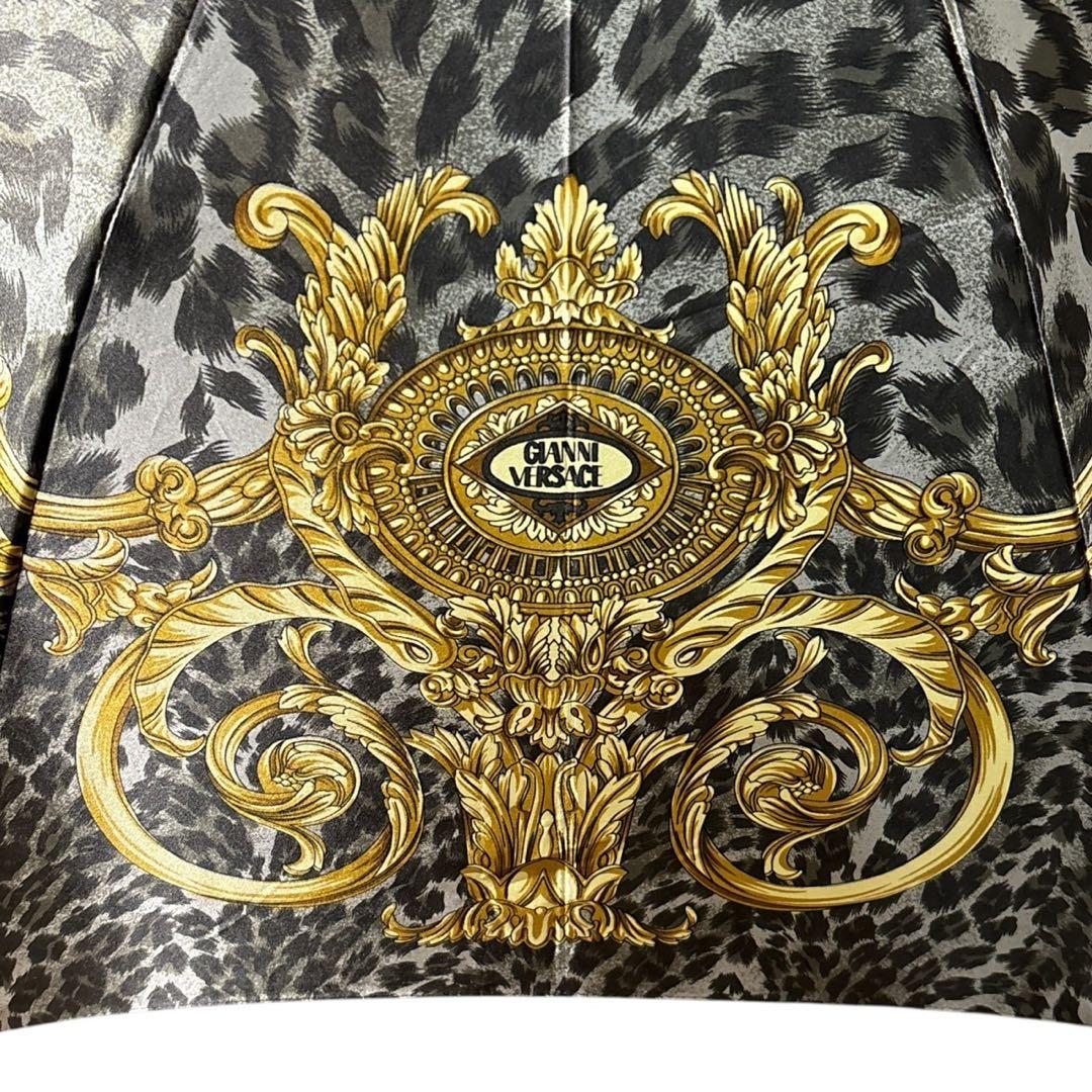 極美品◎ ジャンニヴェルサーチ 折りたたみ傘 バロック柄 レオパード柄 晴雨兼用