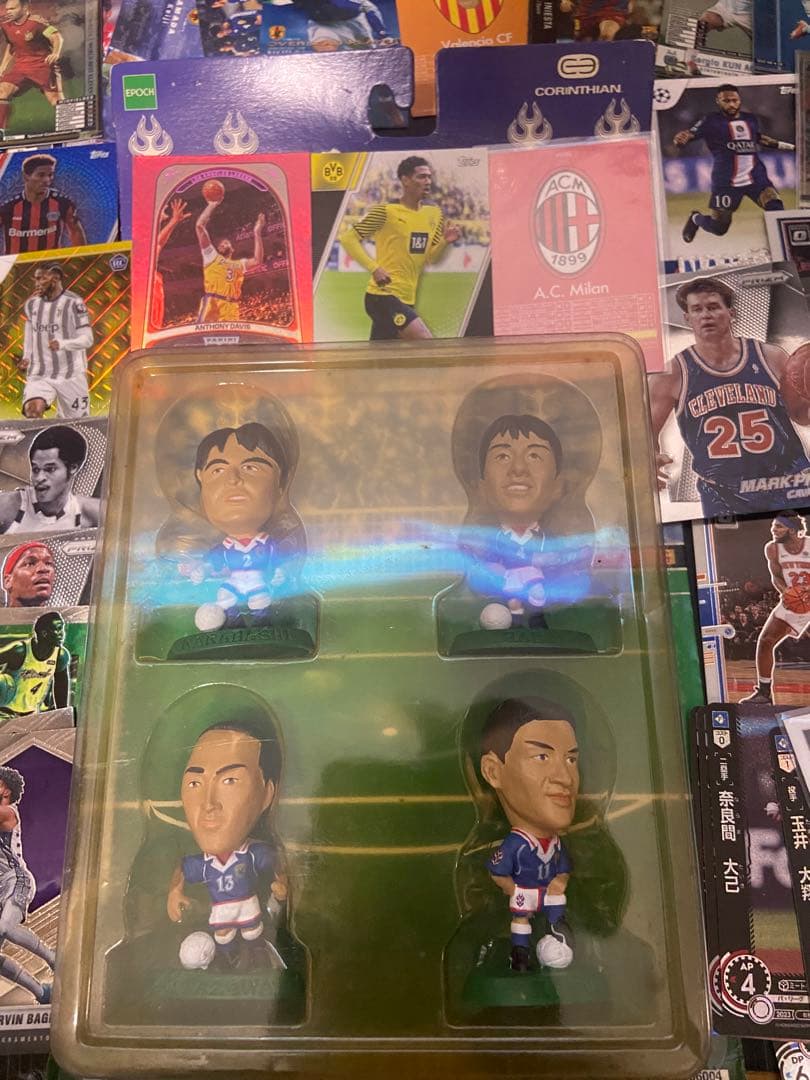 スポーツカード&フィギュア3.7kgまとめ