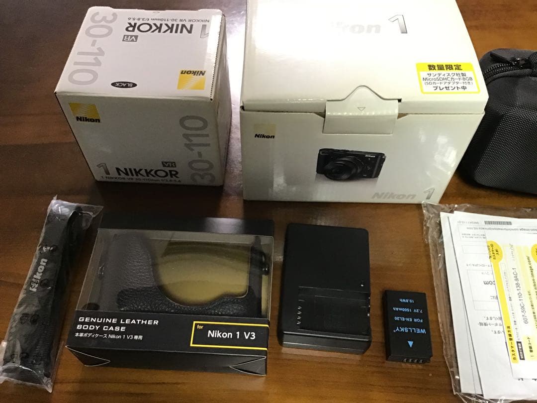 Nikon 1 V3 ミラーレス10-30mm 30-110mmレンズ付極美品