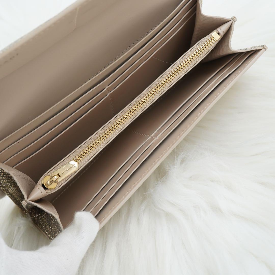 未使用品　箱付き　BVLGARI ブルガリ　長財布　レザー　サークル金具　希少