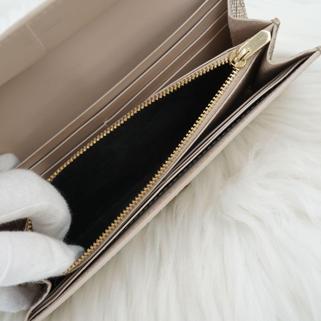 未使用品　箱付き　BVLGARI ブルガリ　長財布　レザー　サークル金具　希少