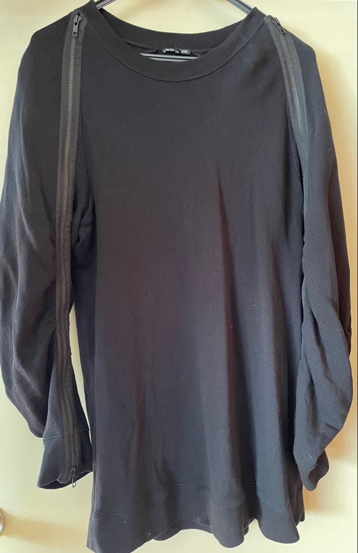 アンドゥムルメステール　ジップ付きロング丈トレーナー　ブラック