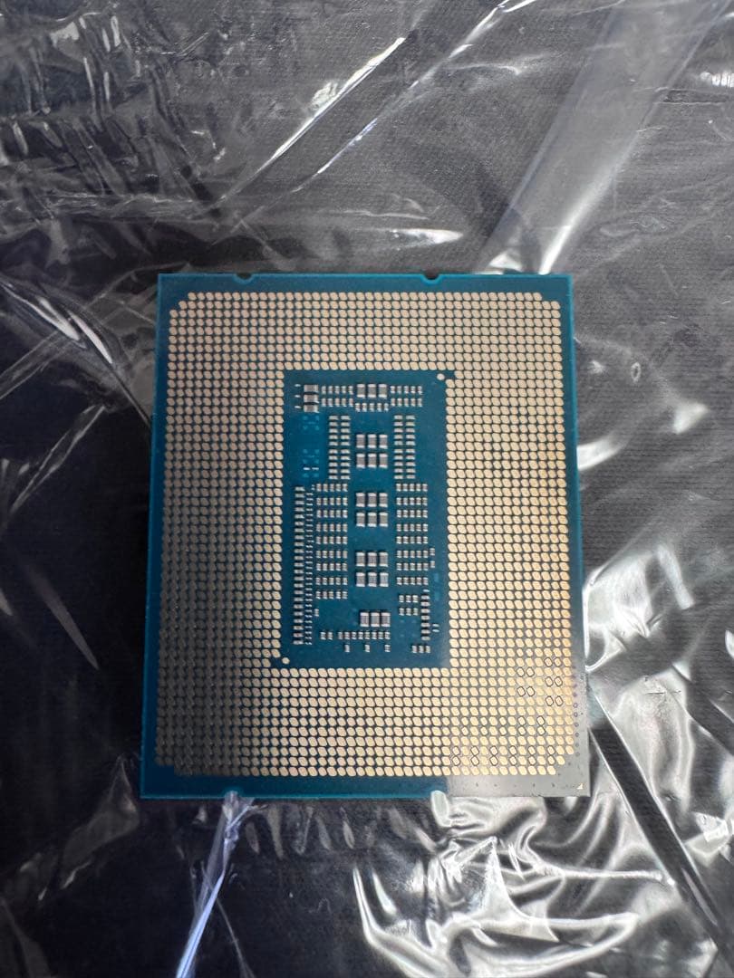 Intel Core i7-13700F 動作未確認のためジャンク品CPUのみ