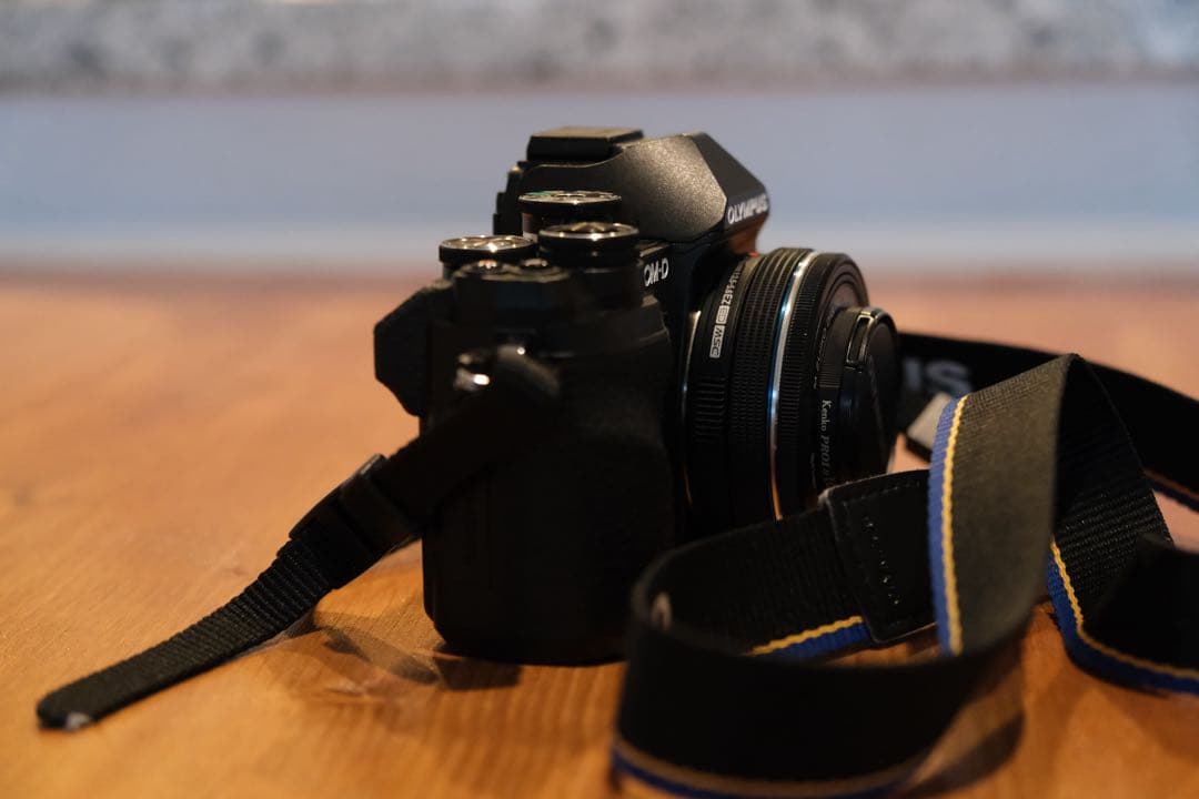 OLYMPUS OM-D E-M10 Mark II ダブルズームキット