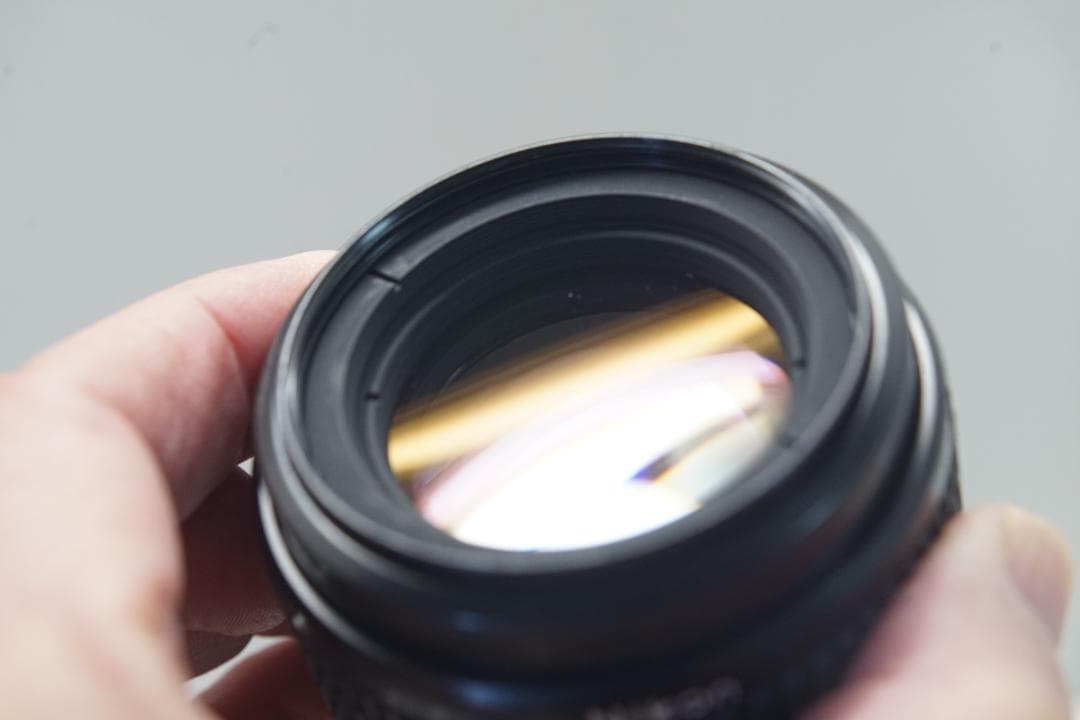 Micro-NIKKOR　105mm　1:2.8　Ai-S　前後キャップ付き