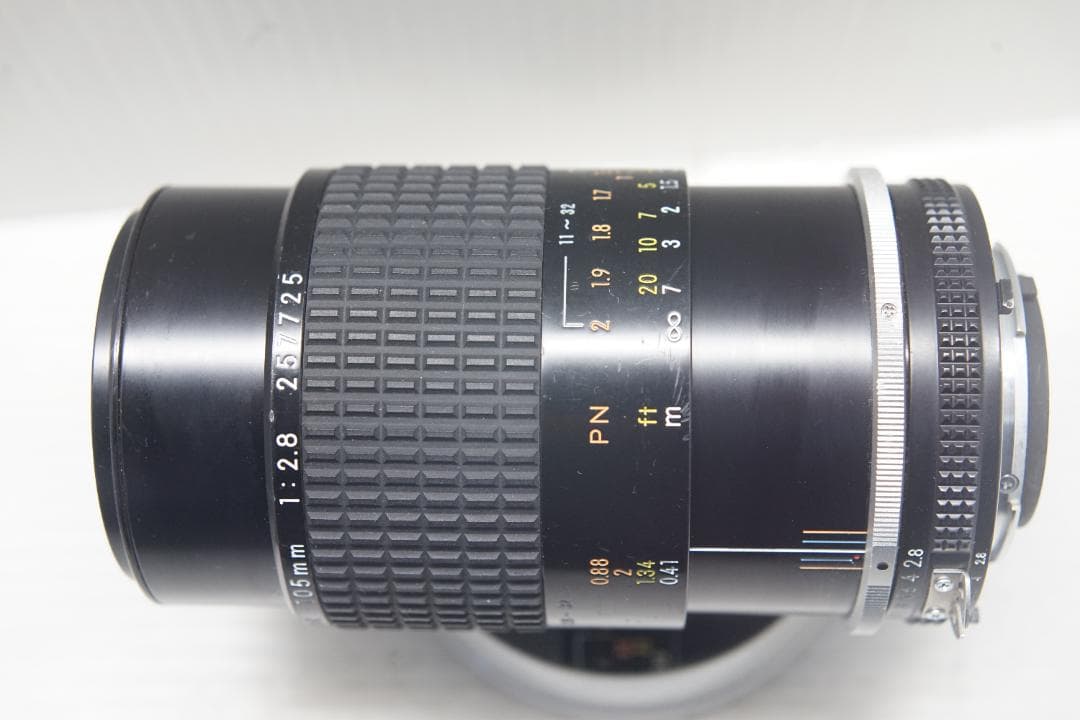 Micro-NIKKOR　105mm　1:2.8　Ai-S　前後キャップ付き