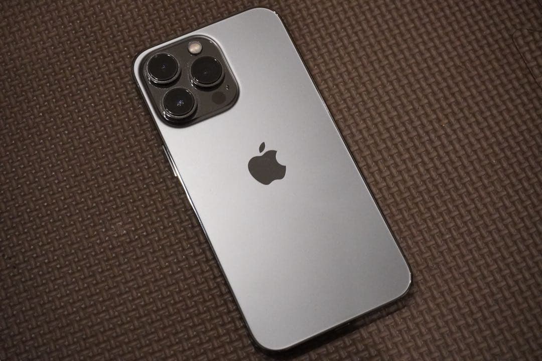 iPhone 13 Pro 256GB グラファイト 美品 即購入可SIMフリー