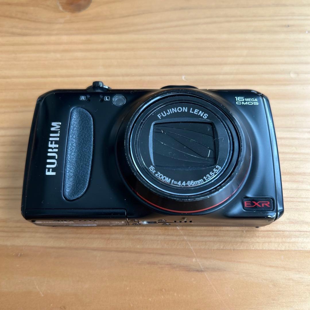 FUJIFILM FINEPIX F550EXR デジタルカメラ