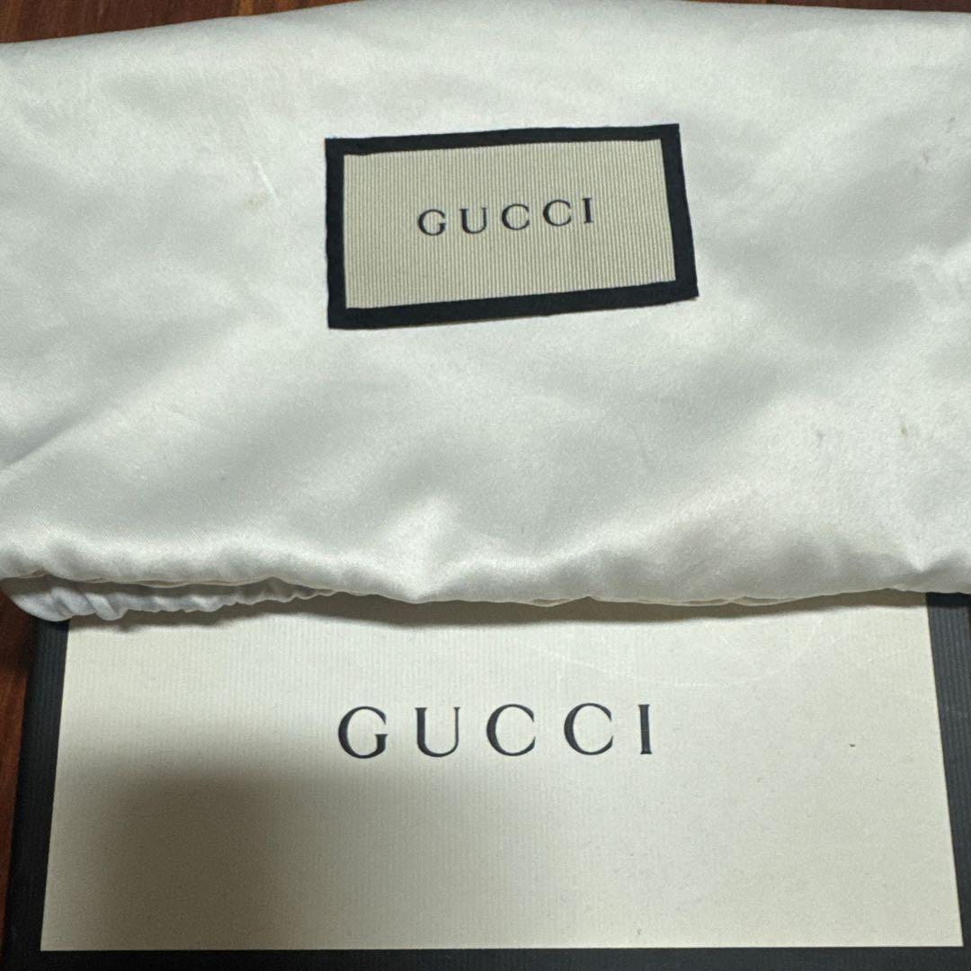 Gucci ブラックレザー GGロゴ ベルト