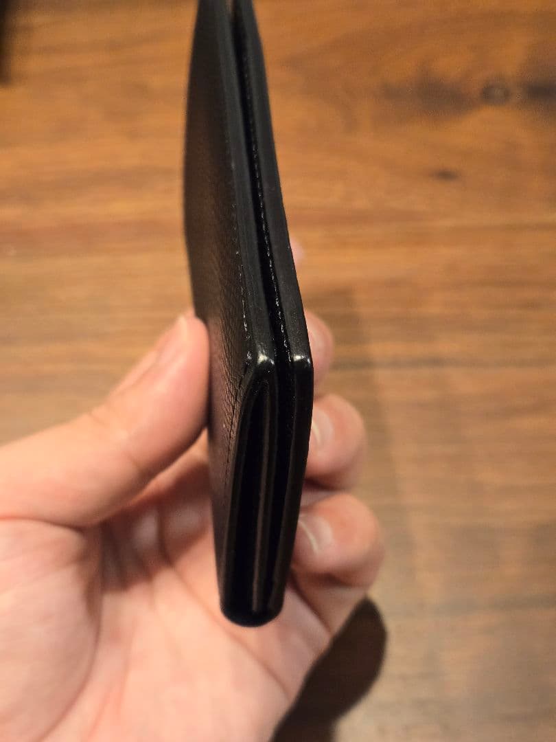 カミーユフォルネ　名刺入れ　最終値下げ　12/31まで