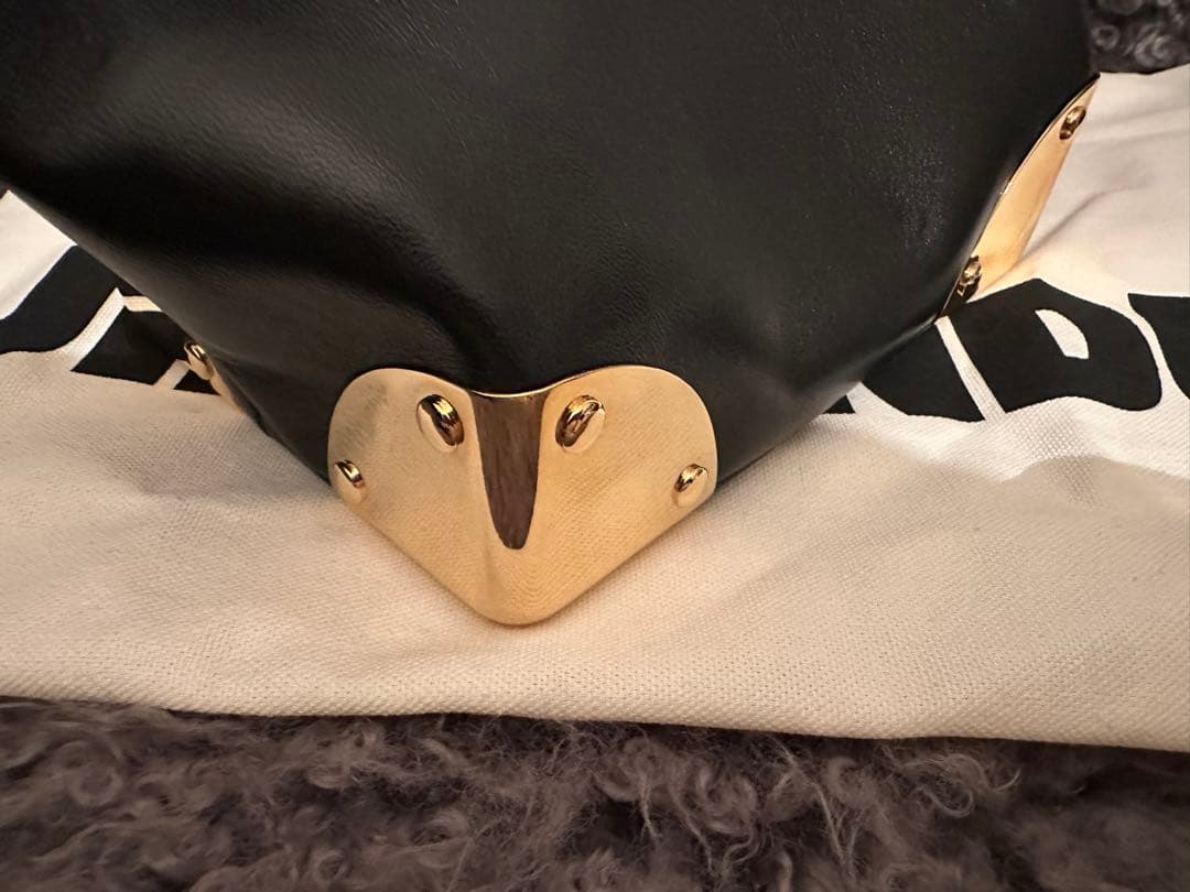 Sacai コーナーメタルクラッチ