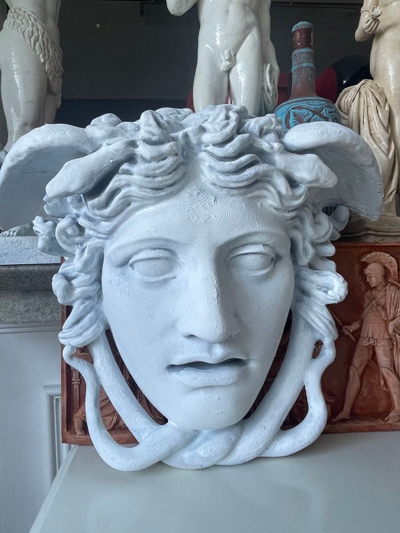 メデューサ 高さ34сm・ゴルゴンの頭 壁掛