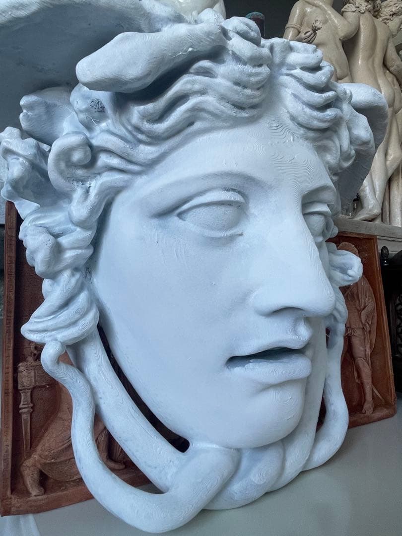 メデューサ 高さ34сm・ゴルゴンの頭 壁掛