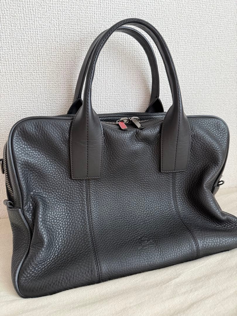 クリスチャンルブタン ブラックレザー バック ビジネスバッグ