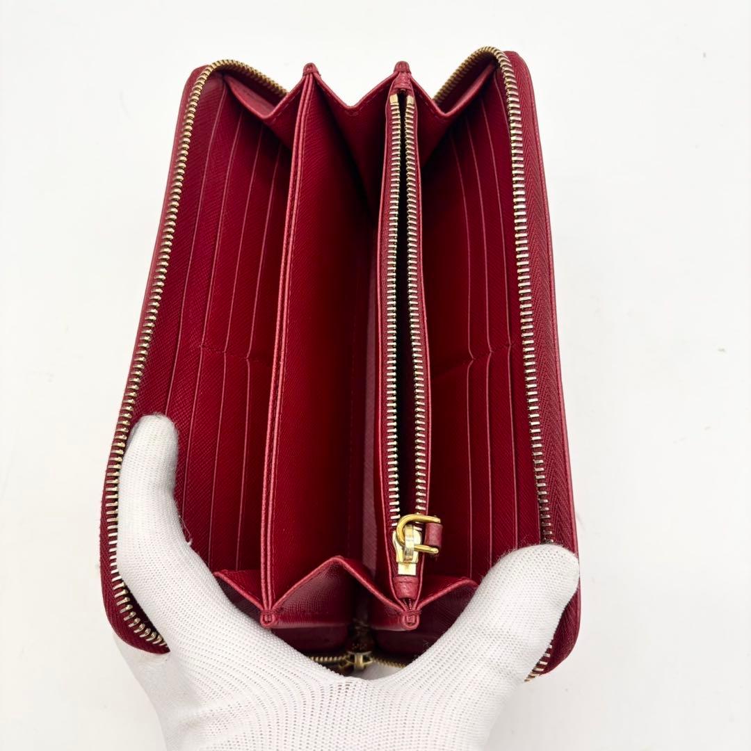 【美品】PRADA サフィアーノ ラウンドファスナー 長財布 レッド