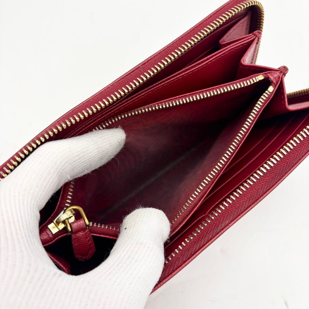 【美品】PRADA サフィアーノ ラウンドファスナー 長財布 レッド