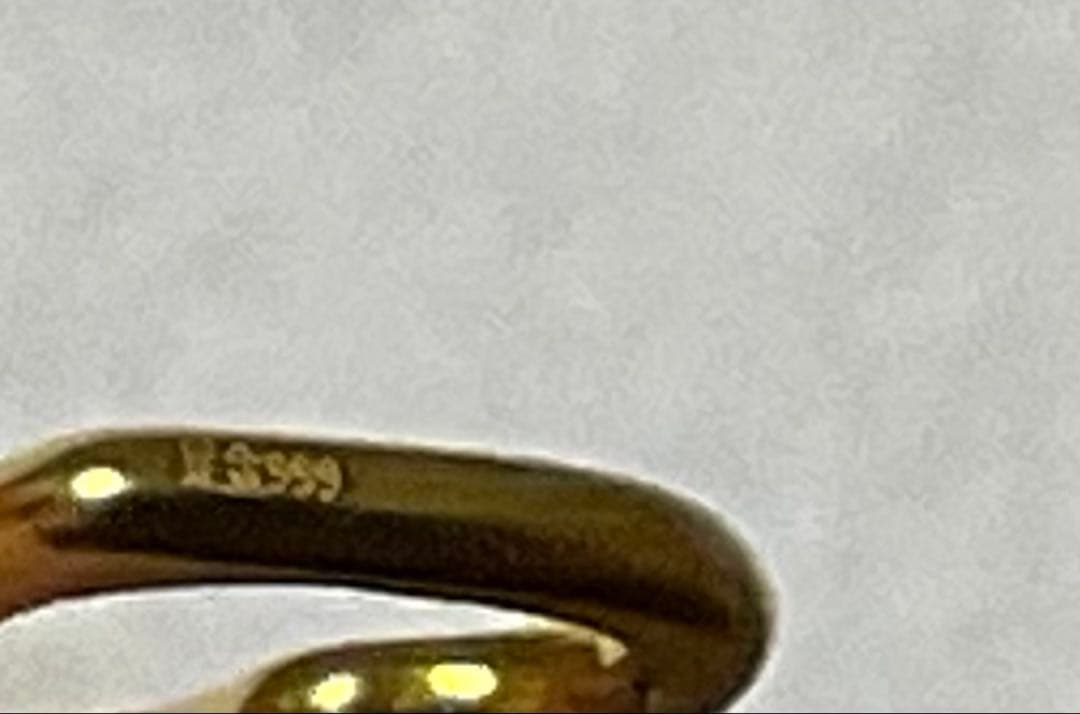 ハートのペンダントトップ　約10mm　マット（?）加工　足金999刻印