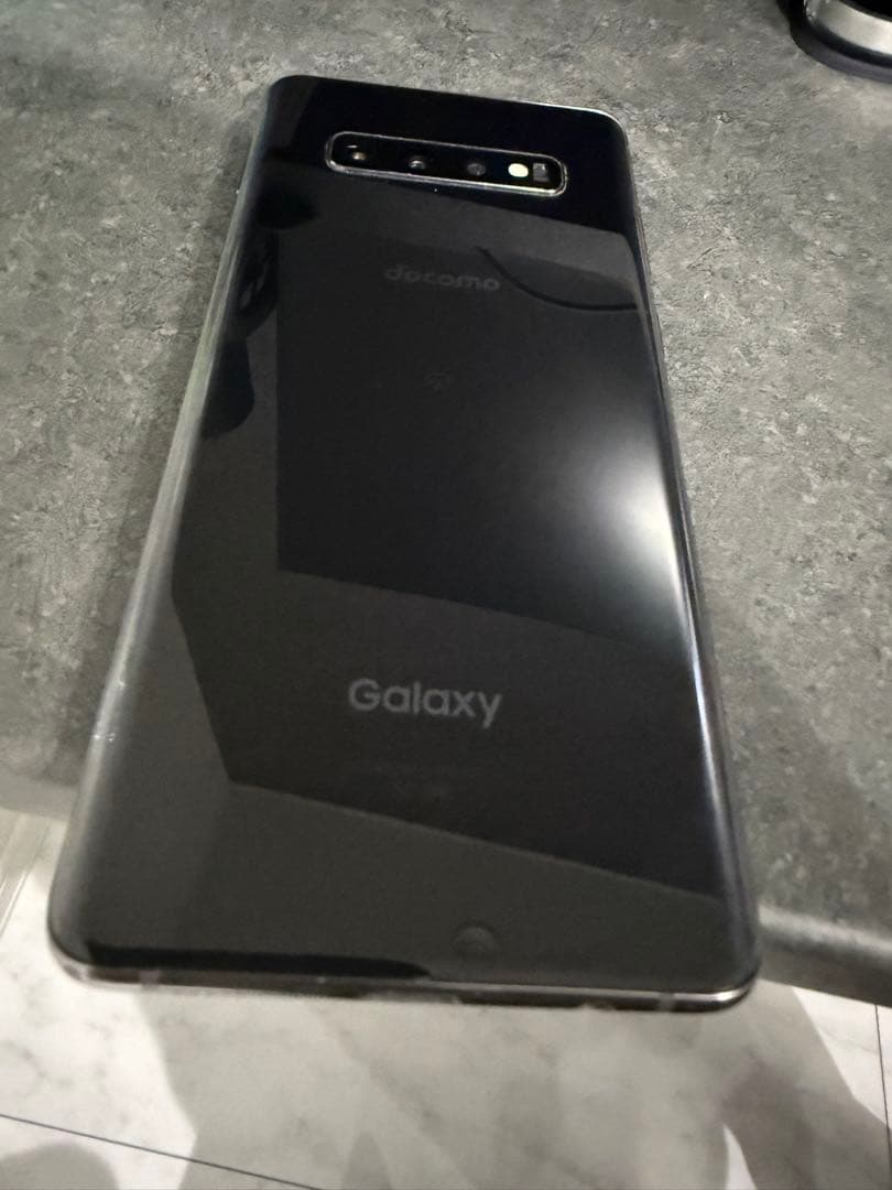 Galaxy S10+ docomo ブラック