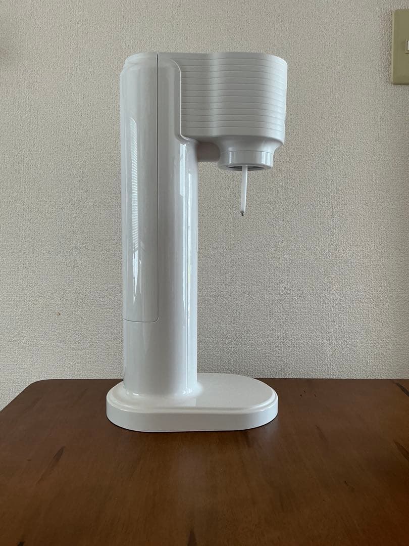 【値下げ】ソーダストリーム GAIAスターターキット 特別パッケージ ホワイト