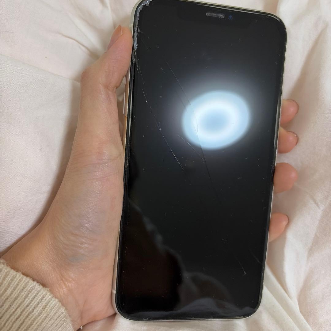 Apple iPhone XR ホワイト　128GB