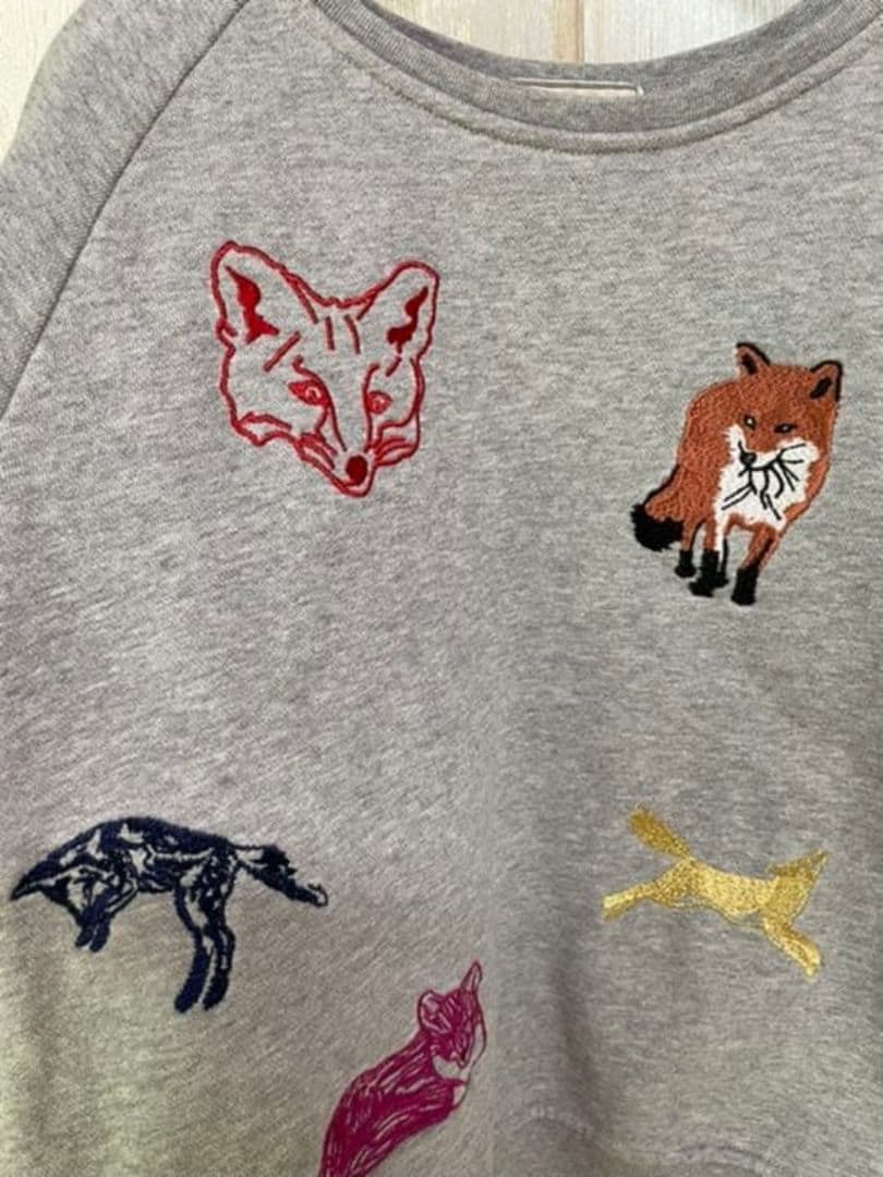 ★週末限定価格★MAISON KITSUNE 刺繍 スウェット キツネ柄
