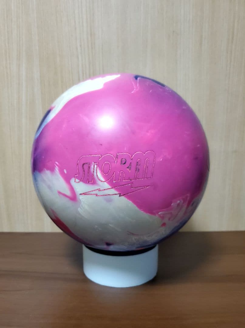 u*8様 [美品 ] アイオンマックス ボウリングボール　14P