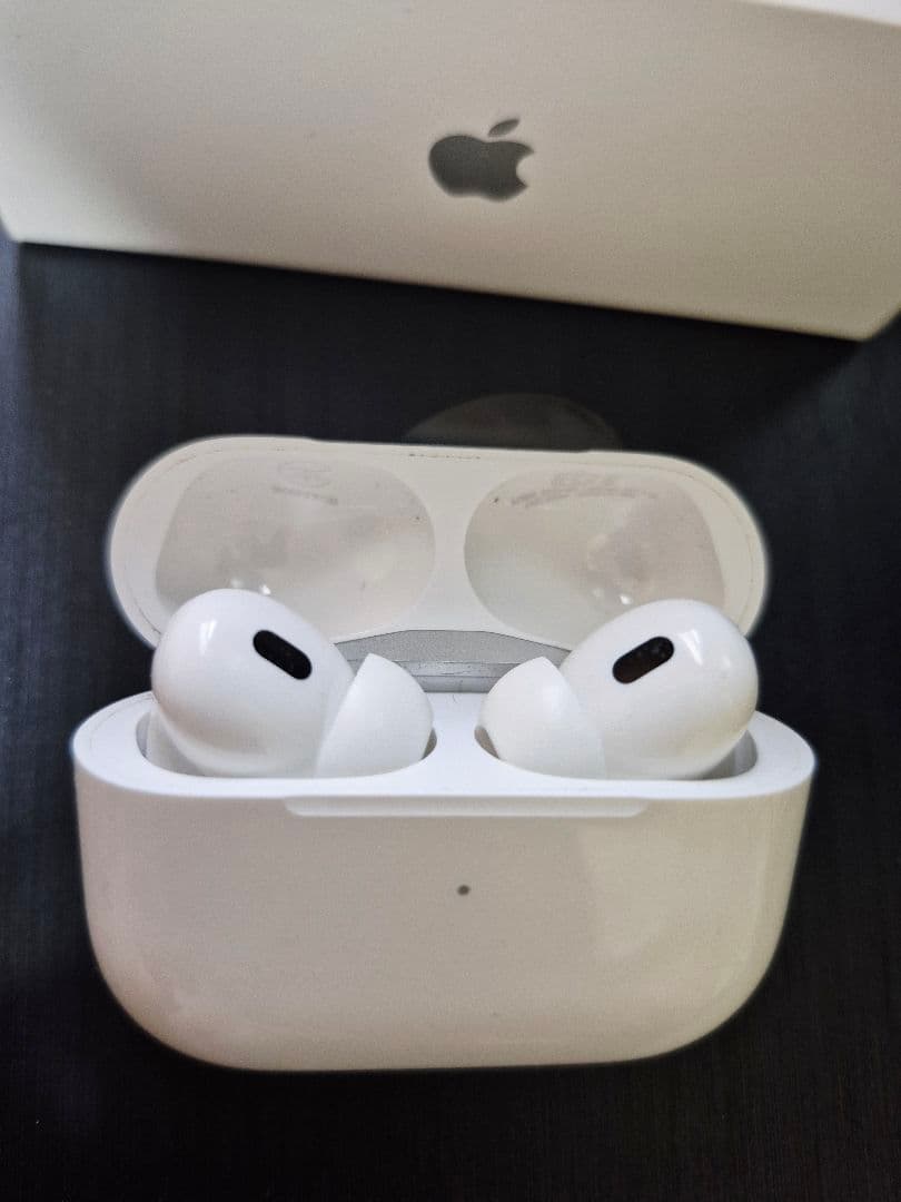 【美品・箱付き】AirPods Pro ワイヤレス（第2世代） MTJV3J/A