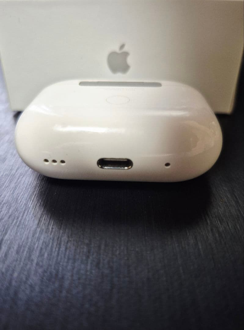 【美品・箱付き】AirPods Pro ワイヤレス（第2世代） MTJV3J/A