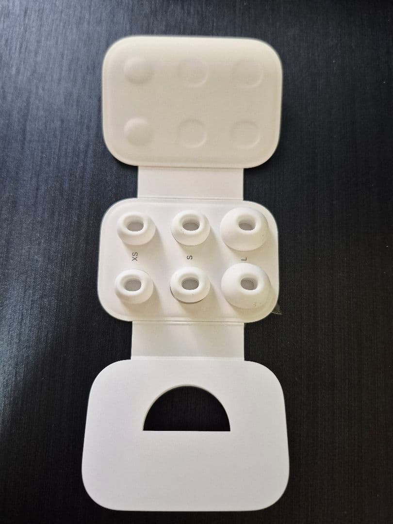 【美品・箱付き】AirPods Pro ワイヤレス（第2世代） MTJV3J/A