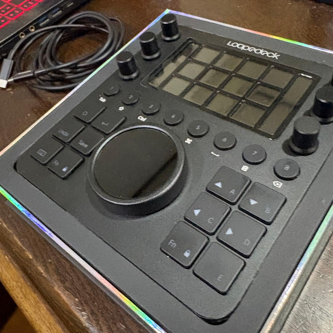 ☆左手デバイス【美品・箱アリ】　Loupedeck CT　正規品