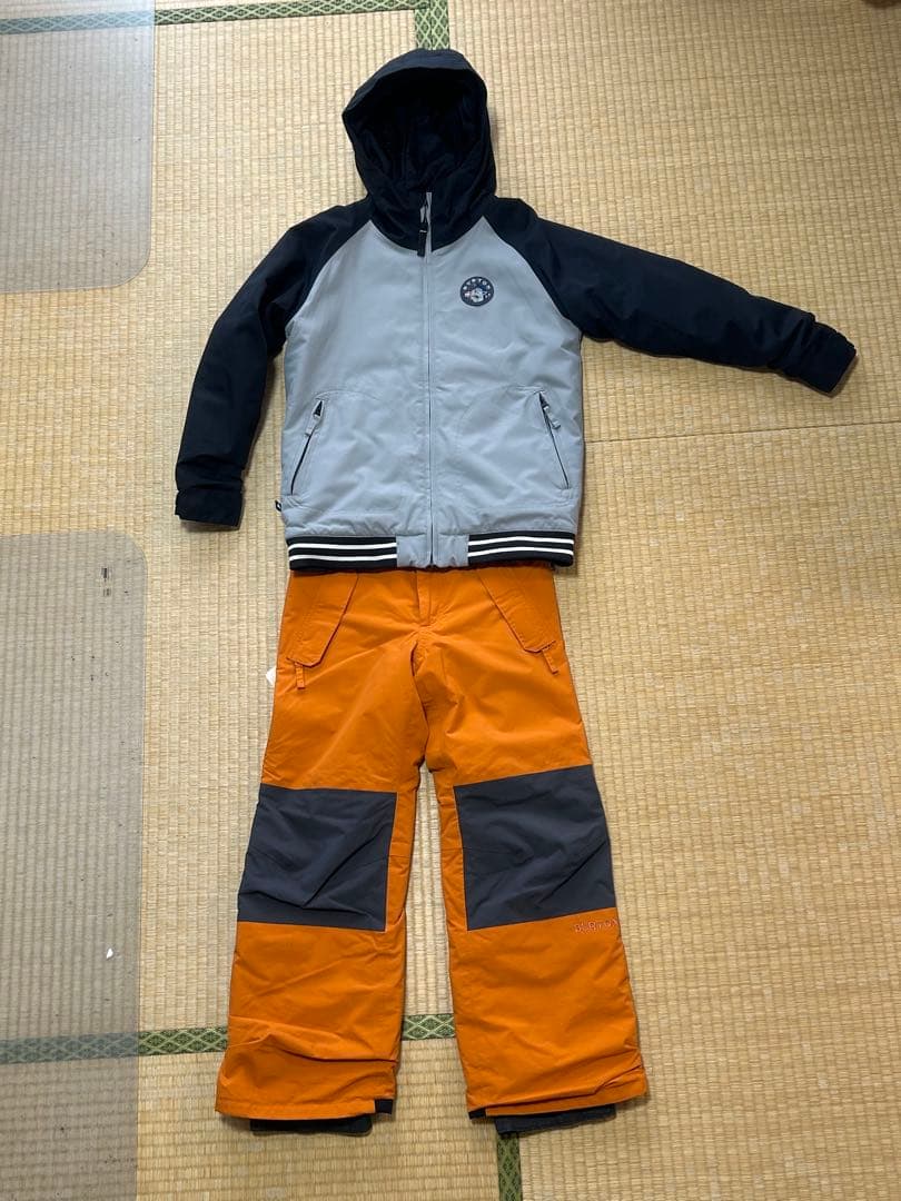 BURTON　バートン　スノーボードウェアー　上下セット　キッズ　Mサイズ140