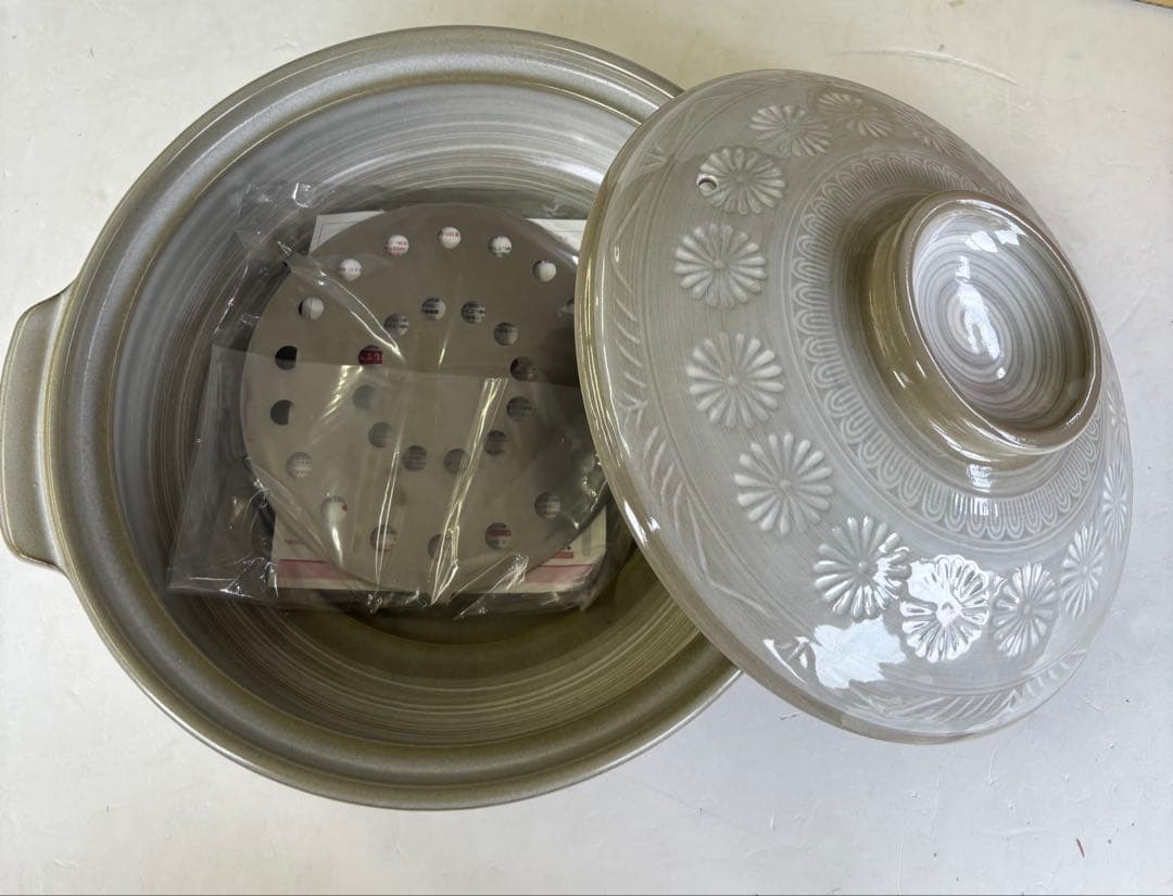 【新品未使用】花三島 土鍋 10号 IH対応 深鍋 4〜5人用 銀峯陶器 萬古焼