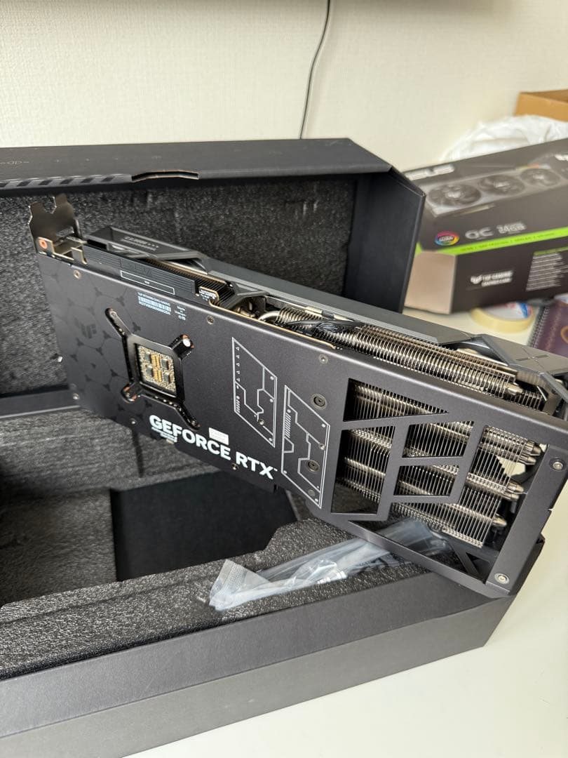 グラフィックボード・グラボ・ビデオカード ASUS TUF GAMING GEFORCE RTX 4090 OC 24GB