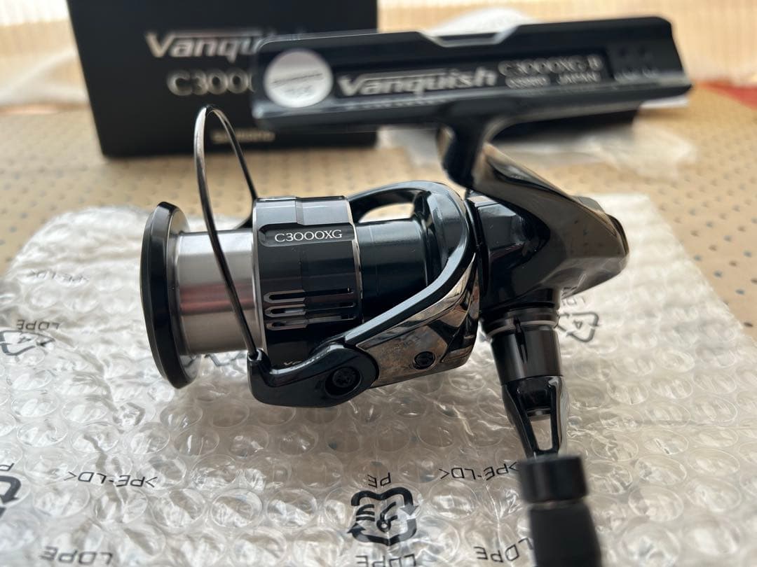 SHIMANO Vanquish C3000XG スピニングリール
