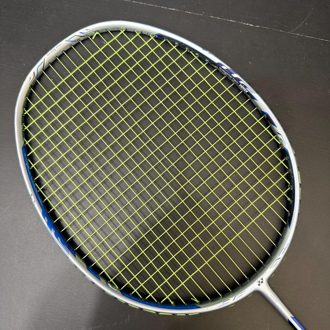 YONEX　ヨネックス　バトミントンラケット　デュオラ１０　MO-49